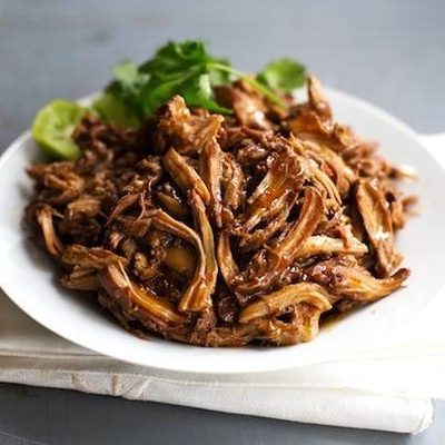 Honey Glazed Crockpot Chicken Adobo - simple pantry ingredients, hardly any hands-on time, 200 calories. | https://health-update.today