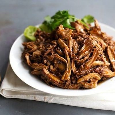 Honey Glazed Crockpot Chicken Adobo - simple pantry ingredients, hardly any hands-on time, 200 calories. | https://health-update.today